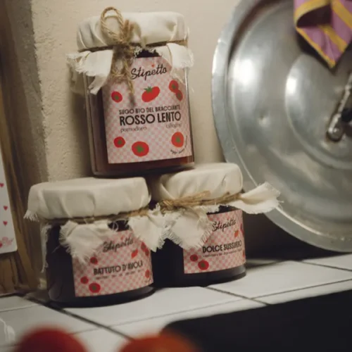 preparati di pomodoro ciliegino